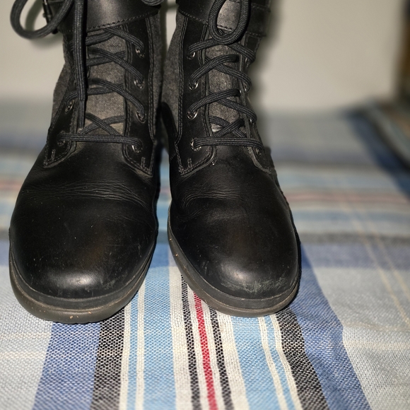 UGG Black Lace-Up Wool-Panel Combat Boots - Picture 3 of 7